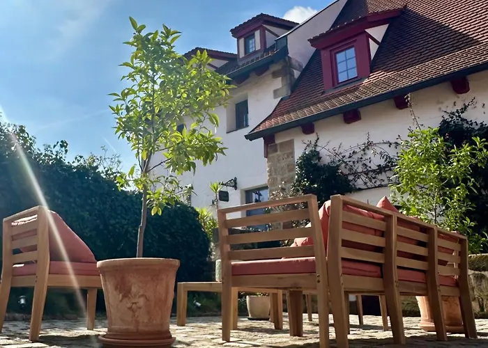 Cosy Historic Brewery With Beautiful Outdoor Space Rattelsdorf