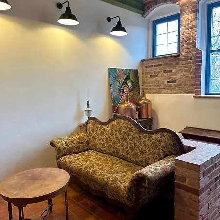 Cosy Historic Brewery With Beautiful Outdoor Space Villa *