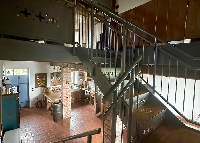 Cosy Historic Brewery With Beautiful Outdoor Space Вилла *